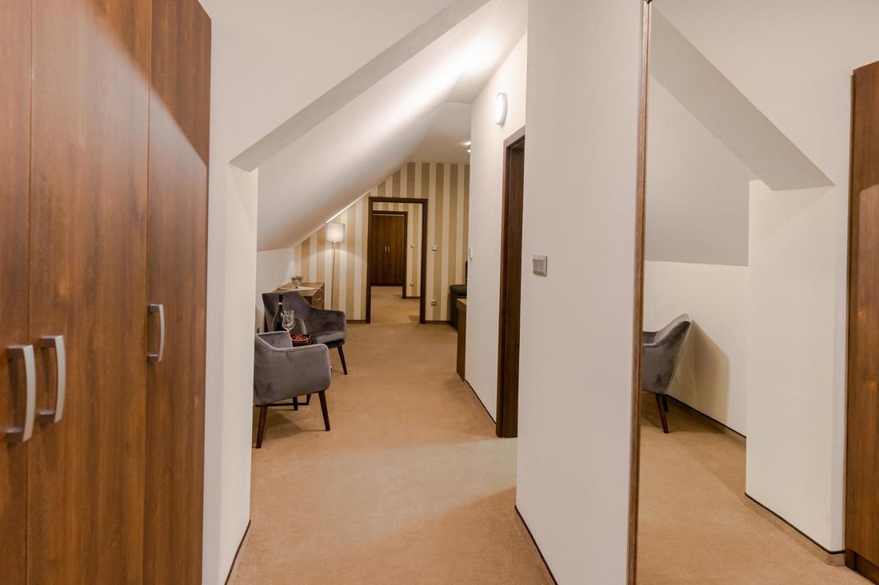 Hotel Demaenova **** Liptowski Mikułasz Zewnętrze zdjęcie